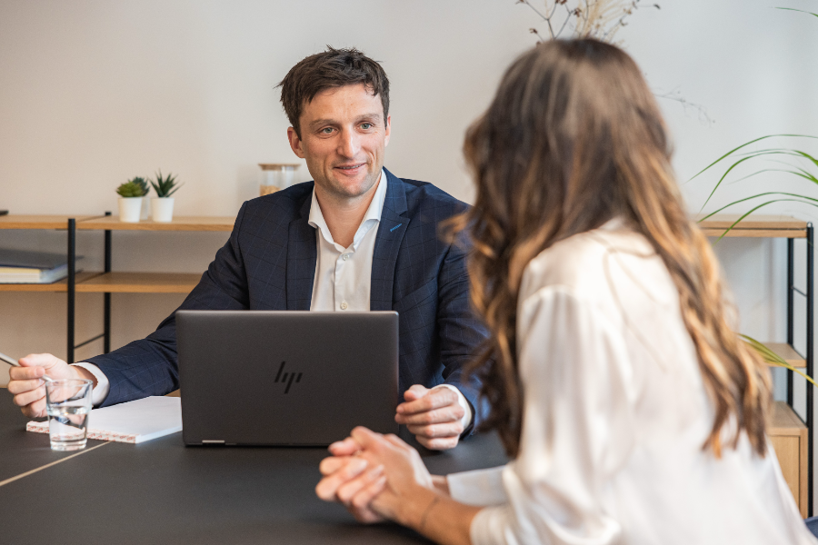 Aria Treuhand team meeting